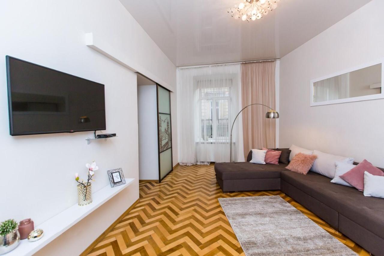 Miamo Apart Гнатюка 18 Lviv Exterior photo